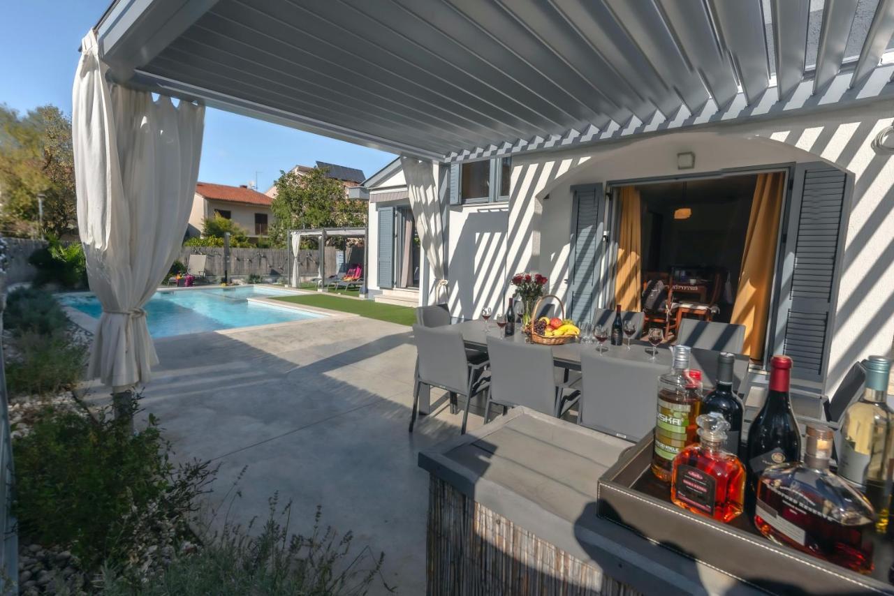 Kuntrada 45 Holiday Home - Heated & Kids Pool ฟาชานา ภายนอก รูปภาพ