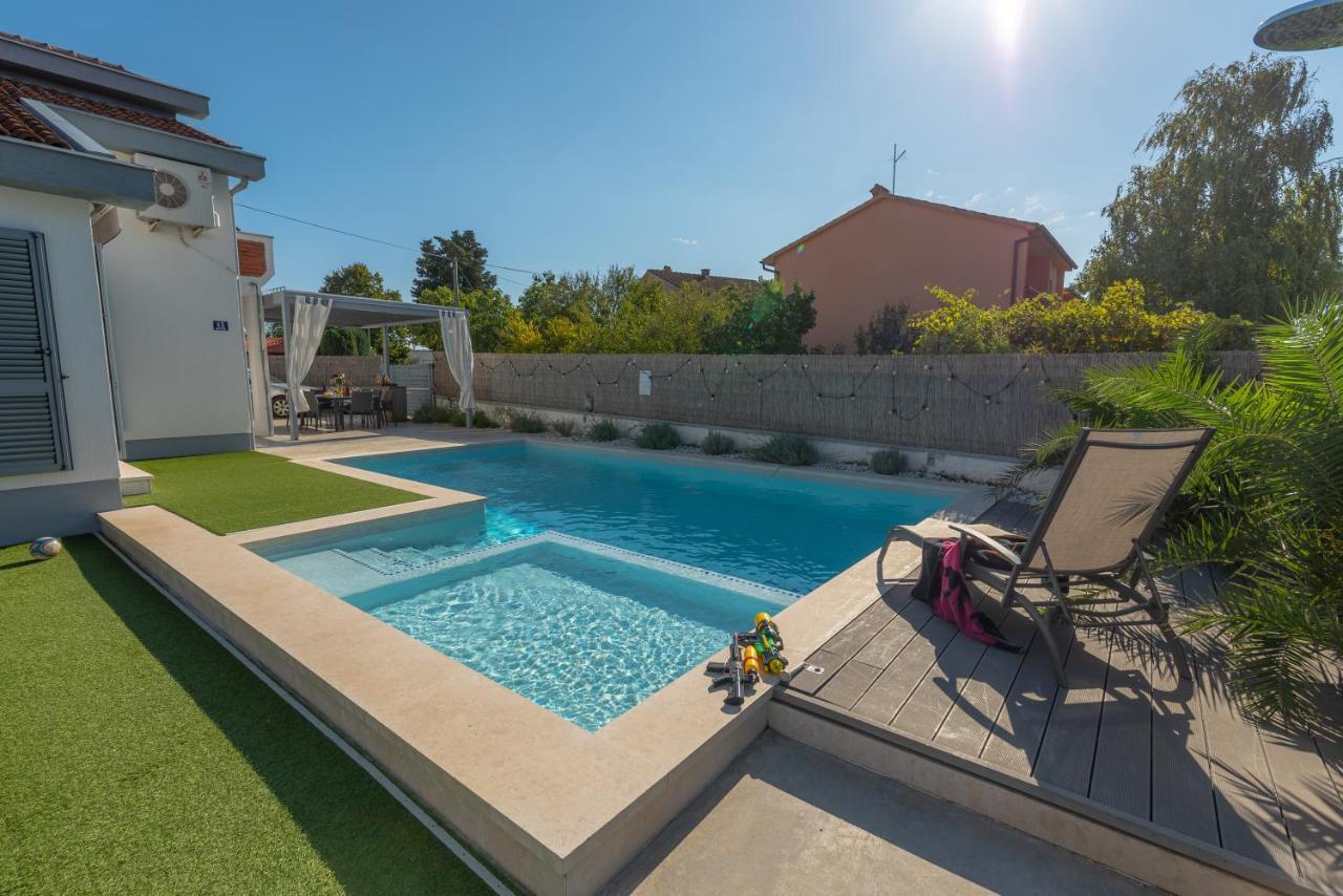 Kuntrada 45 Holiday Home - Heated & Kids Pool ฟาชานา ภายนอก รูปภาพ
