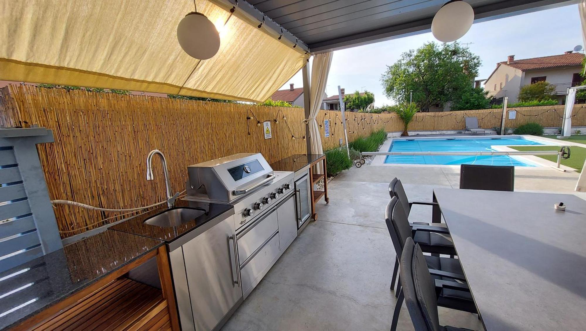 Kuntrada 45 Holiday Home - Heated & Kids Pool ฟาชานา ภายนอก รูปภาพ